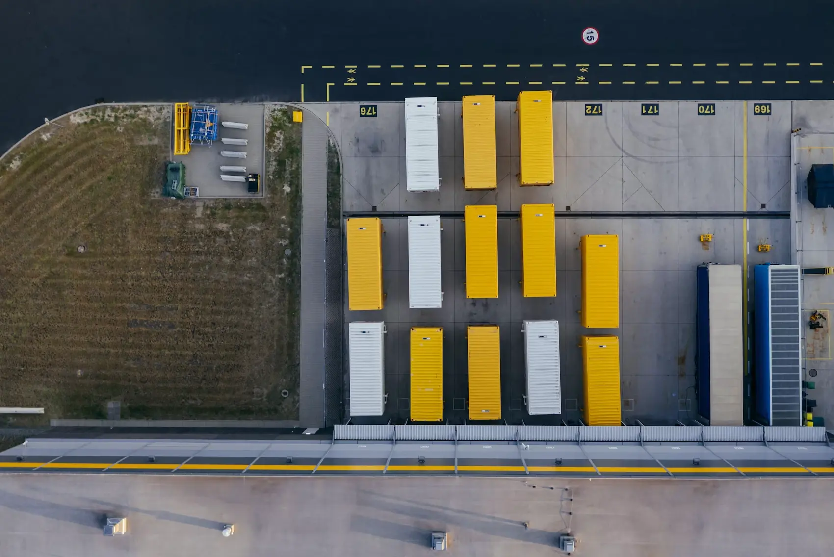 How a Yard Management System Enhances Real-Time Visibility Across Multi-Site Operations